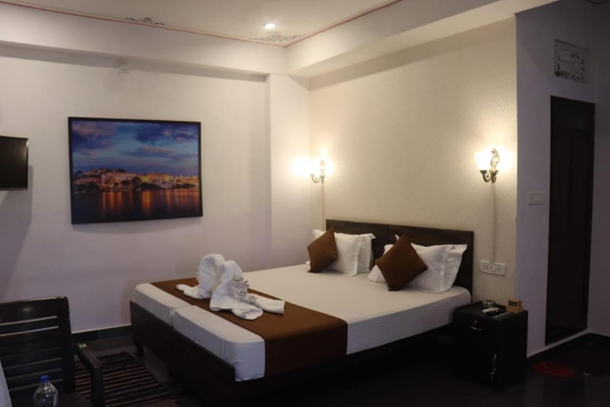 Hotel Shiv Palace Udaipur Eksteriør billede