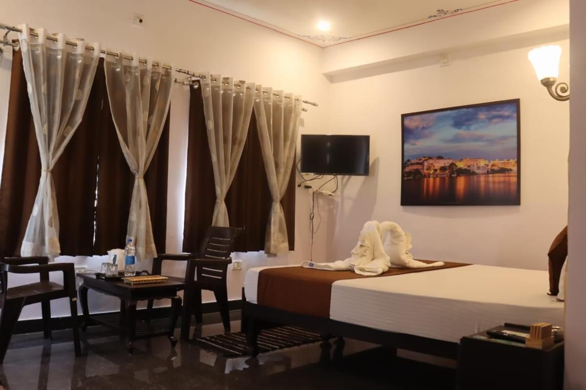 Hotel Shiv Palace Udaipur Eksteriør billede